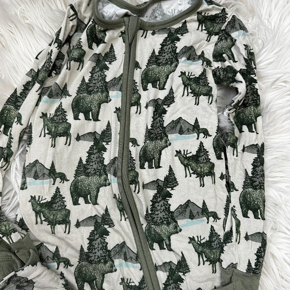 Laree + Co Forest bear print zippy - Picture 2 of 4